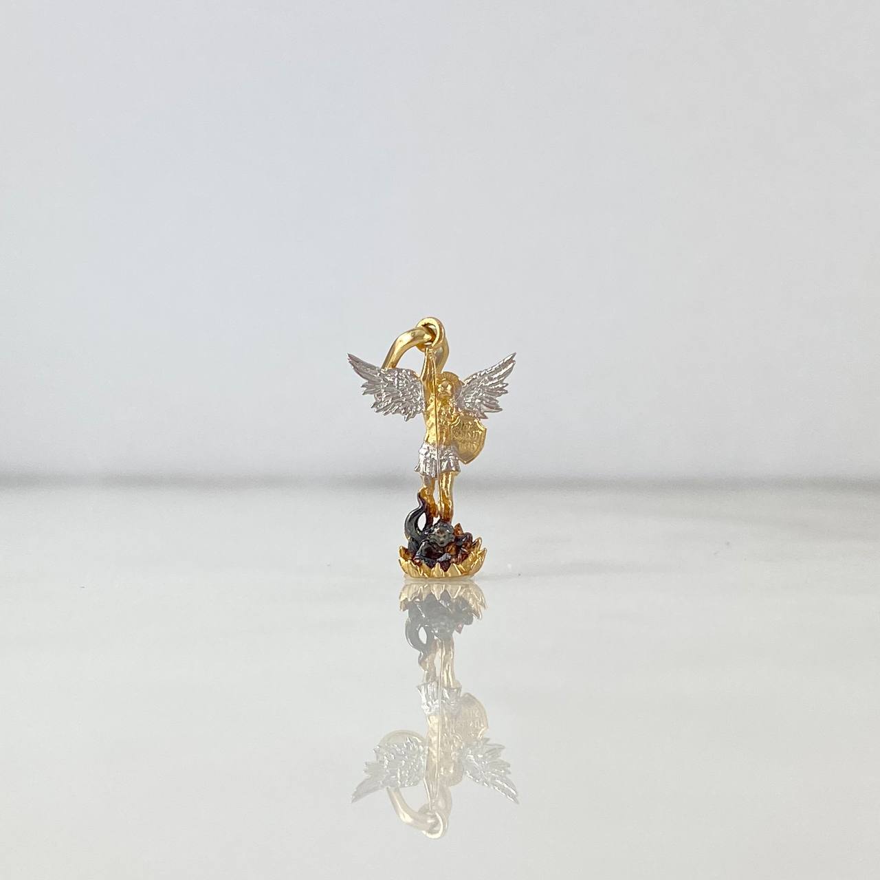 Dije San Miguel Arcángel 1.1gr / 2.5cm / Dos Oros Amarillo Blanco *