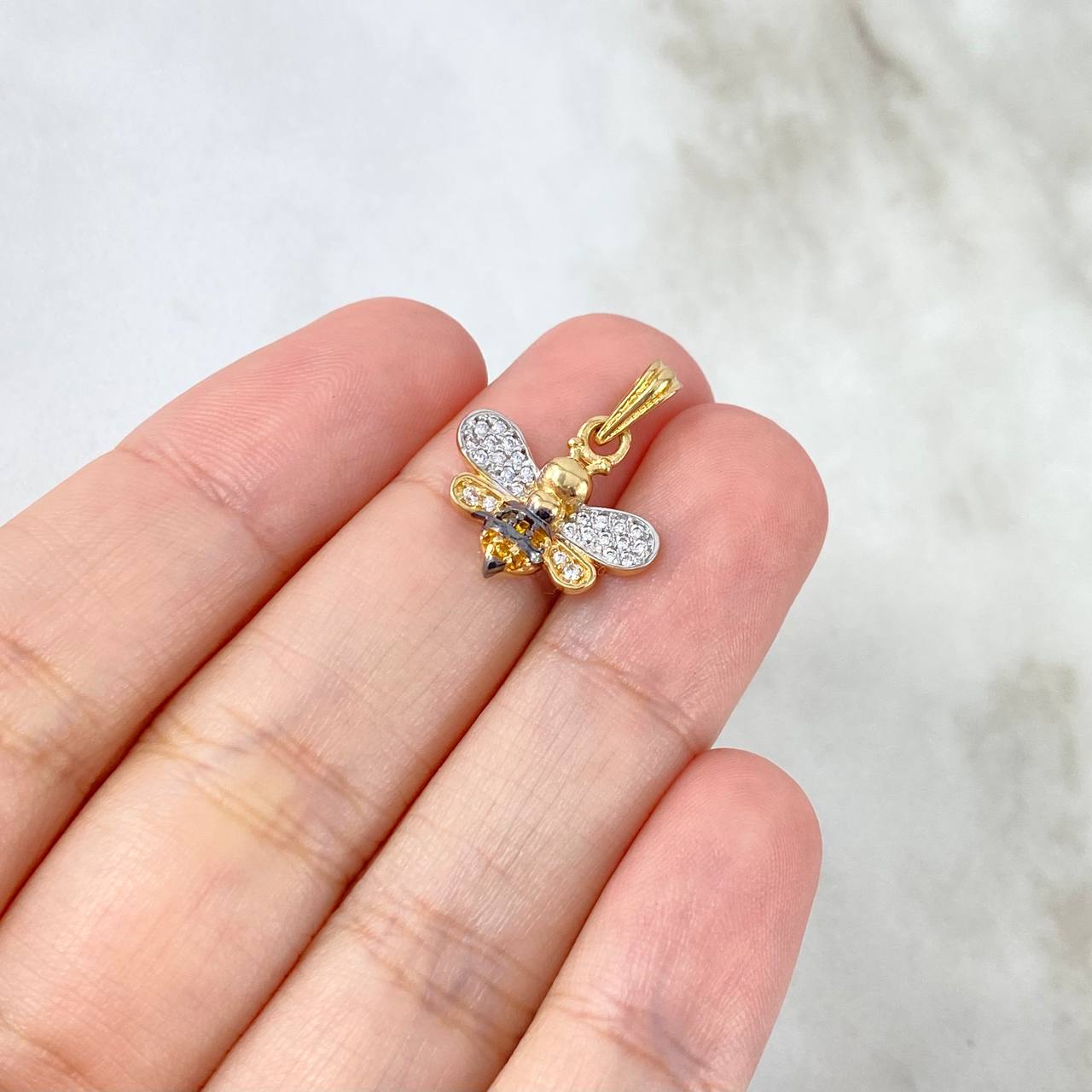 Dije Abeja 1.6gr / 2cm / Circones Blancos Amarillos Oro Amarillo *