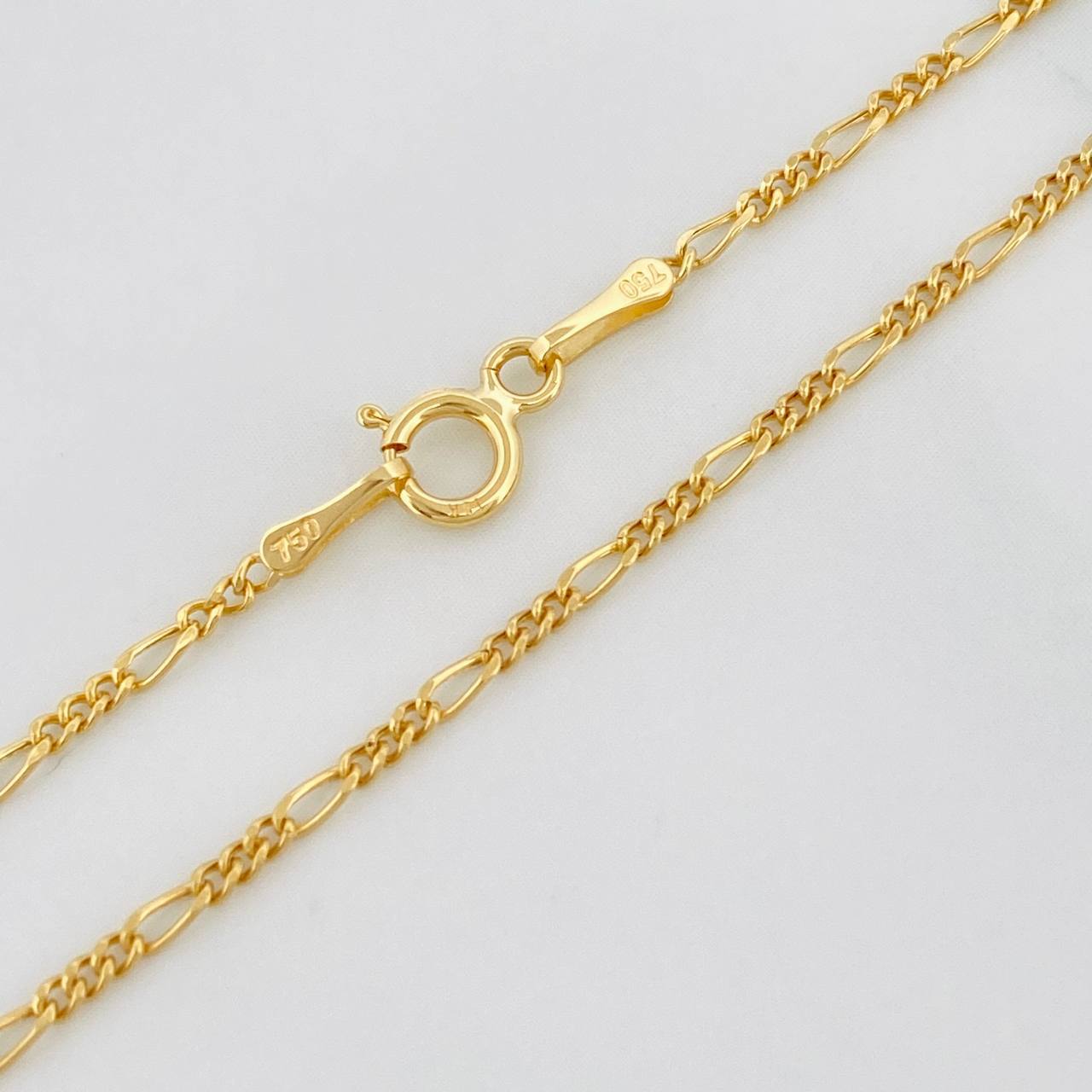 Pulso Figaro 0.75 g / 19.05 cm / 1.5 mm Oro Amarillo 18K