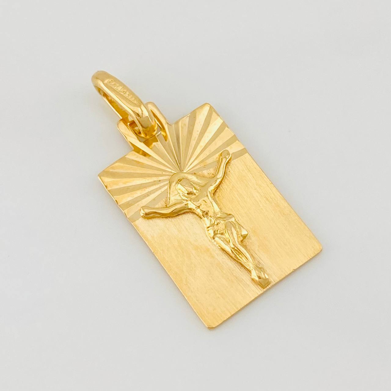 Dije Cristo 2.9g / 2.5cm Oro Amarillo 18K
