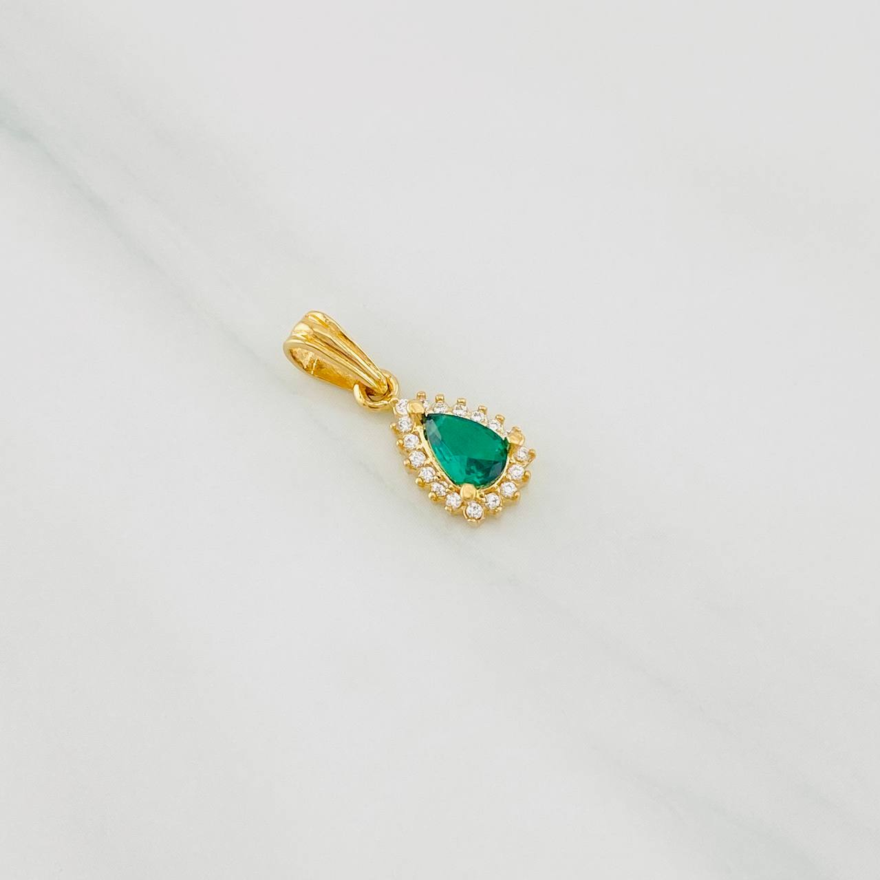 Dije Halo Gota 1.1g / 1.8cm Oro Amarillo 18K