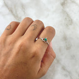 Anillo Corazón Vacío 1.4gr / T7 / Esmeralda 12pts Oro Blanco 18K (Joya)