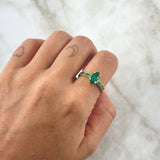 Anillo Solitario Rombico Carril 3.45gr / T7 1/4 / Esmeraldas 1.05 Qts Oro Amarillo 18K (Joya) ©