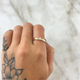 Anillo Solitario Liso Grueso 2gr / T6 1/4 / Circon Blanco Oro Amarillo 18K