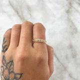 Anillo Cubano Churumbela 1.7gr / T5 1/4 / Circones Blancos Oro Amarillo 18K