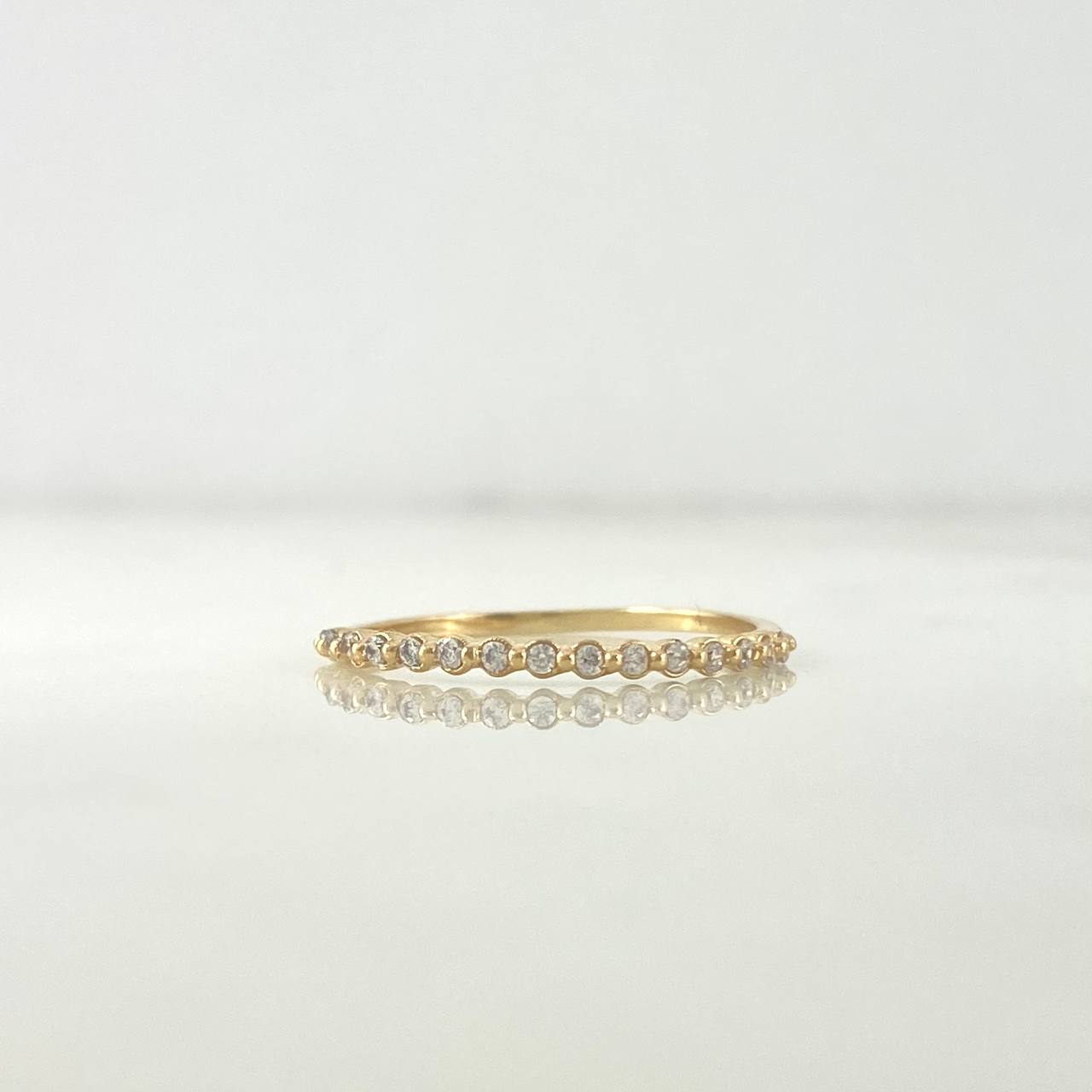 Anillo Circulos Churumbela 1.15gr / T7 1/4 / Circones Blancos Oro Amarillo