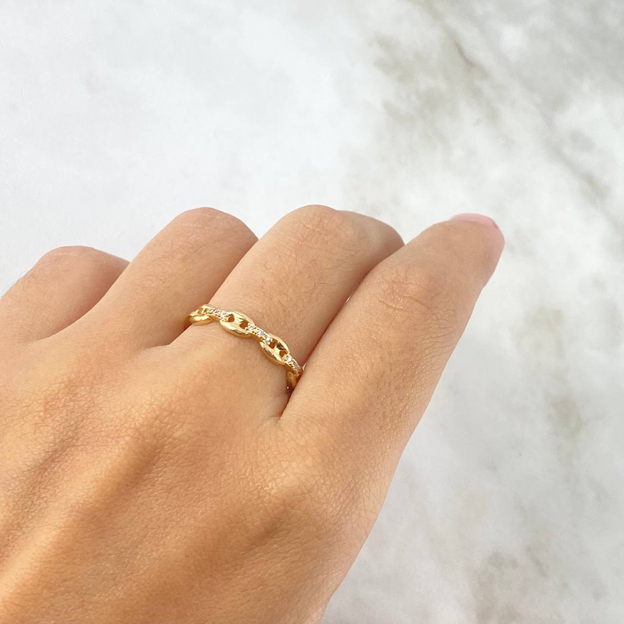 Anillo GC 1.75gr / T8 / Circones Blancos Oro Amarillo