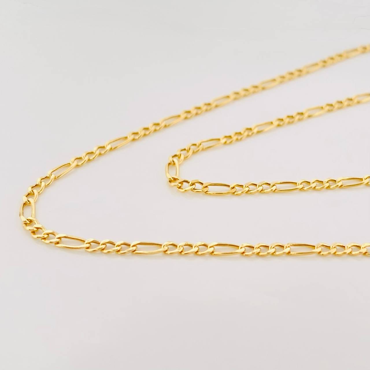 Cadena Fígaro 2.1g / 50cm / 1.93mm Oro Amarillo 18K