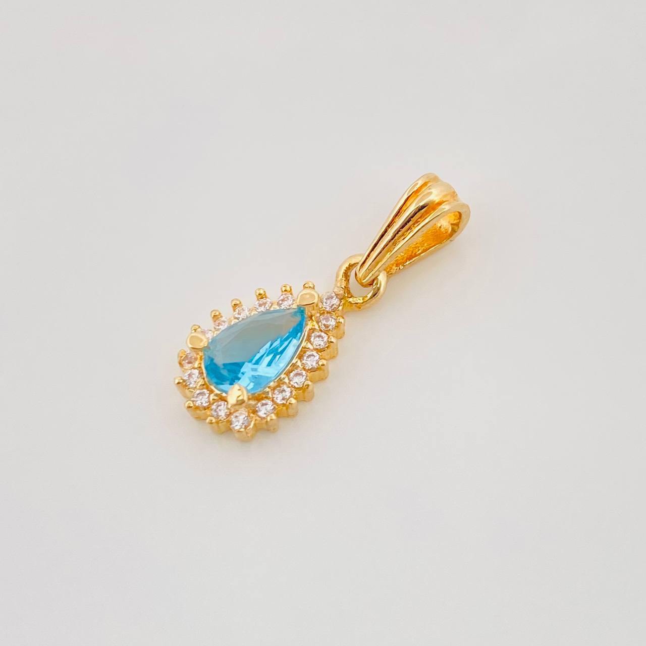 Dije Halo Gota 1.05g / 1.8cm Oro Amarillo 18K