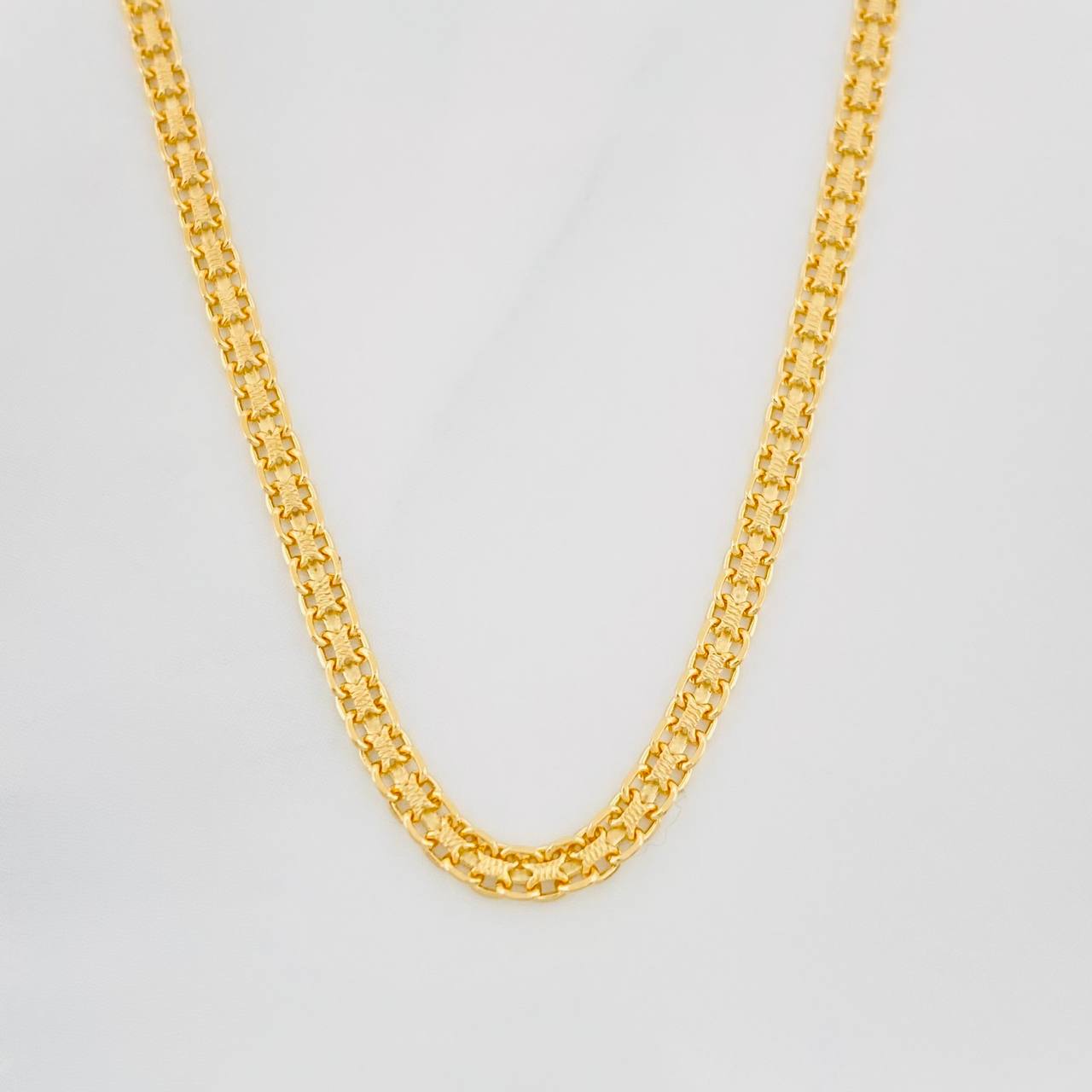 Cadena China 5.5g / 60cm / 2.2mm Oro Amarillo 18K