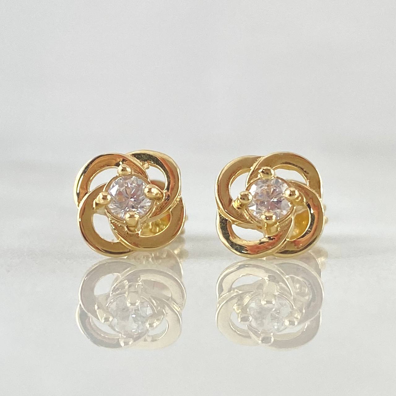 Topos Flor Espiral 1.85gr / Nac.Esp. Oro 18K