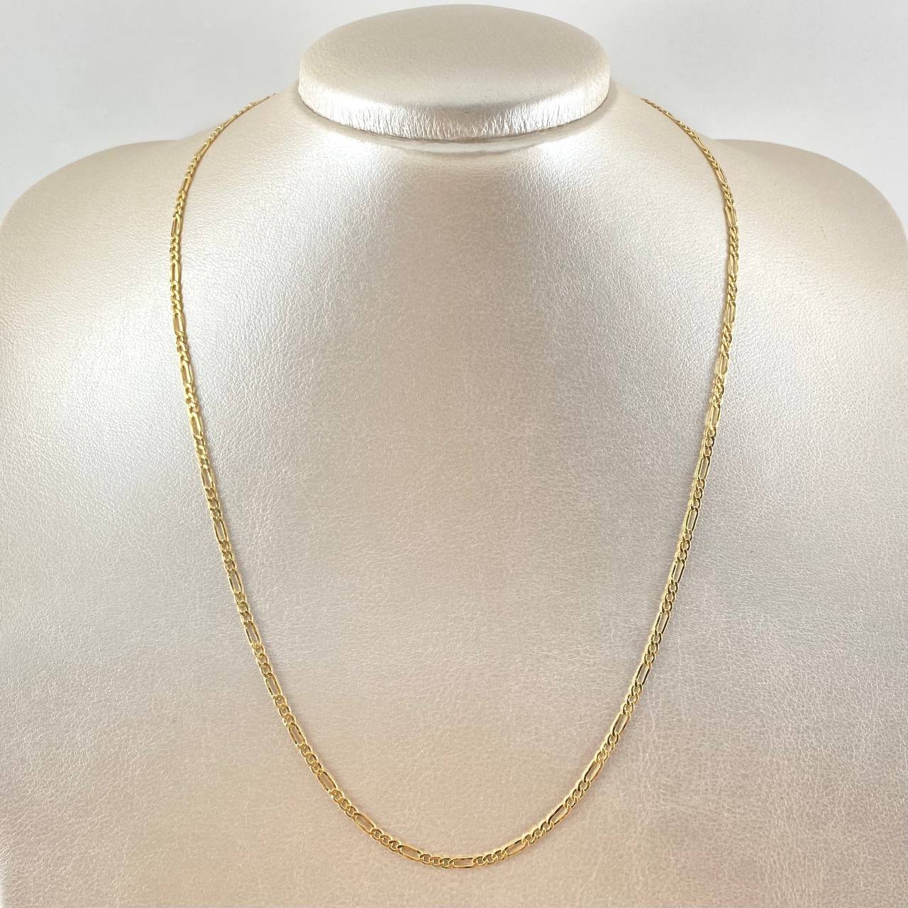 Cadena Figaro 2.5gr / 50cm / +1 Oro 18K