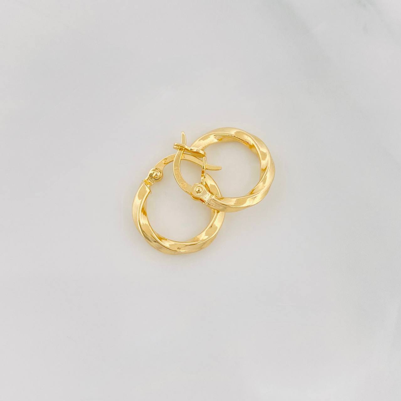 Candongas Mary 1.05g / 1.05cm Oro Amarillo 18K