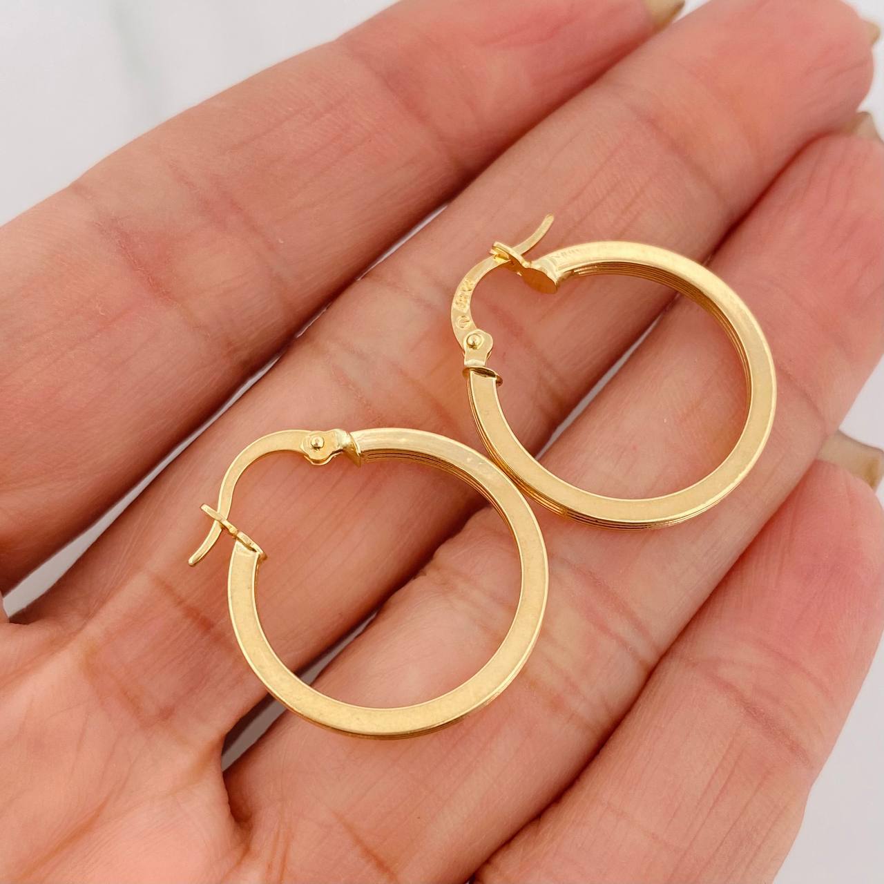 Candongas Fabi 1.7 g / 2.5 cm Oro Amarillo 18K