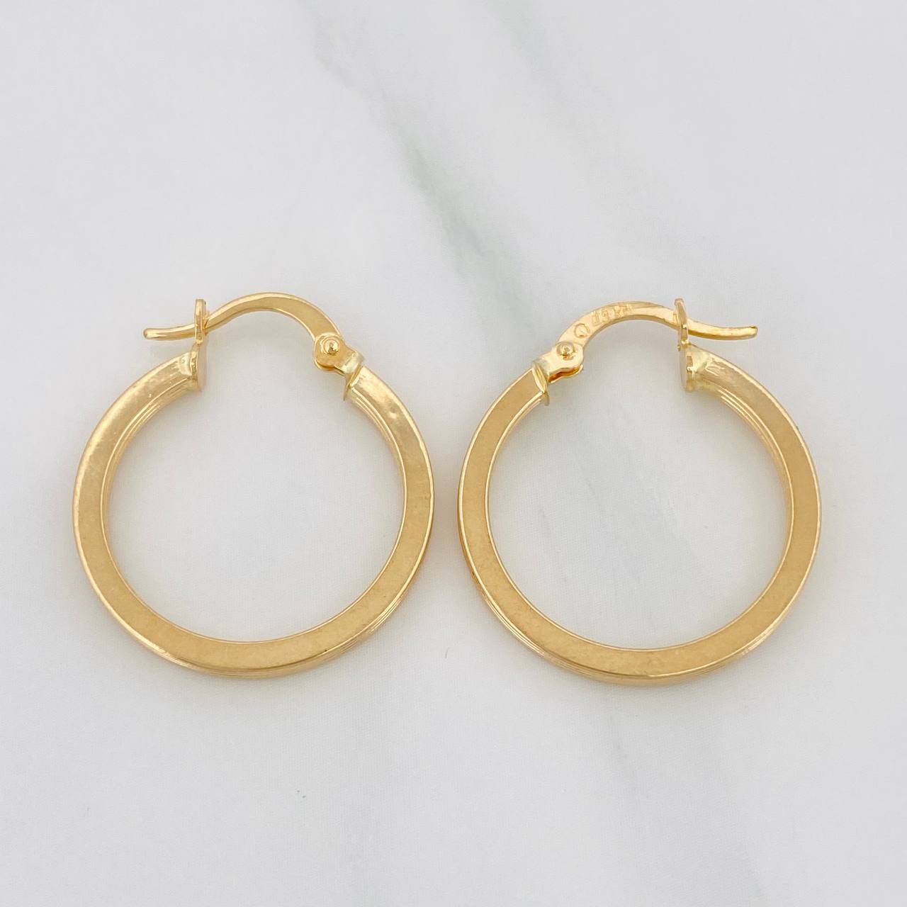 Candongas Fabi 1.7 g / 2.5 cm Oro Amarillo 18K