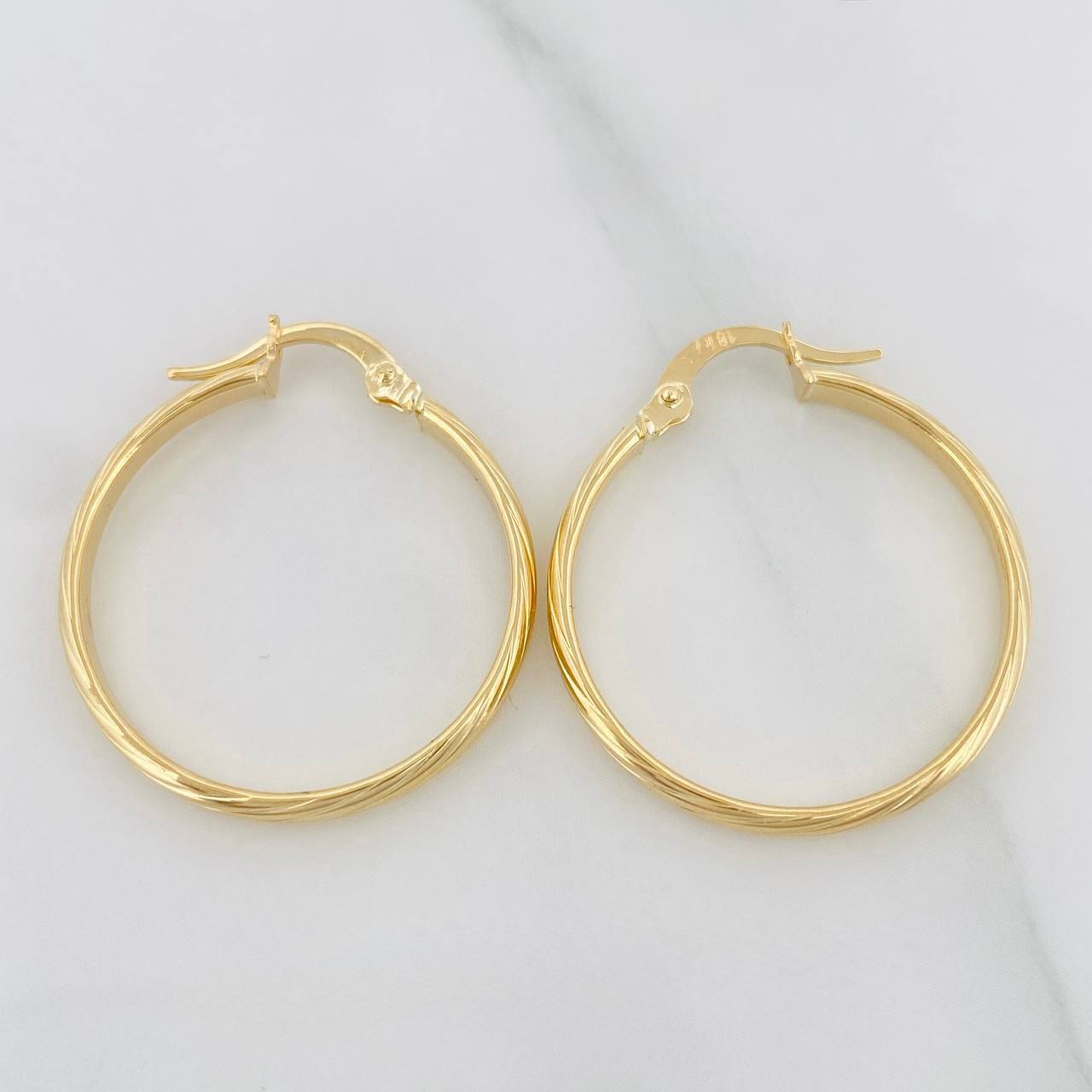 Candongas Teo 1.8 g / 2.5 cm Oro Amarillo 18K