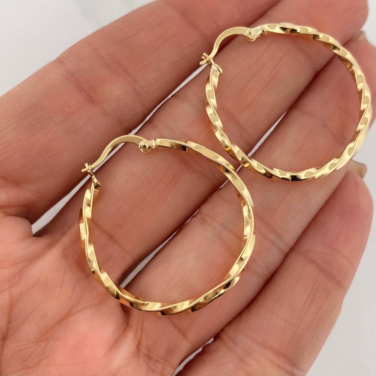 Candongas Ale 2.05 g / 3.3 cm Oro Amarillo 18K