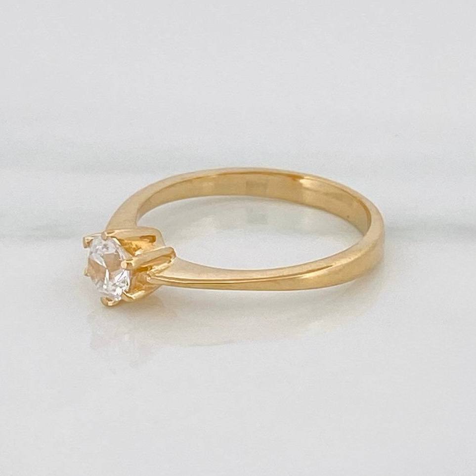 Anillo Solitario 2.05 g / T6 Oro Amarillo 18K