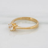 Anillo Solitario 2.05 g / T6 Oro Amarillo 18K
