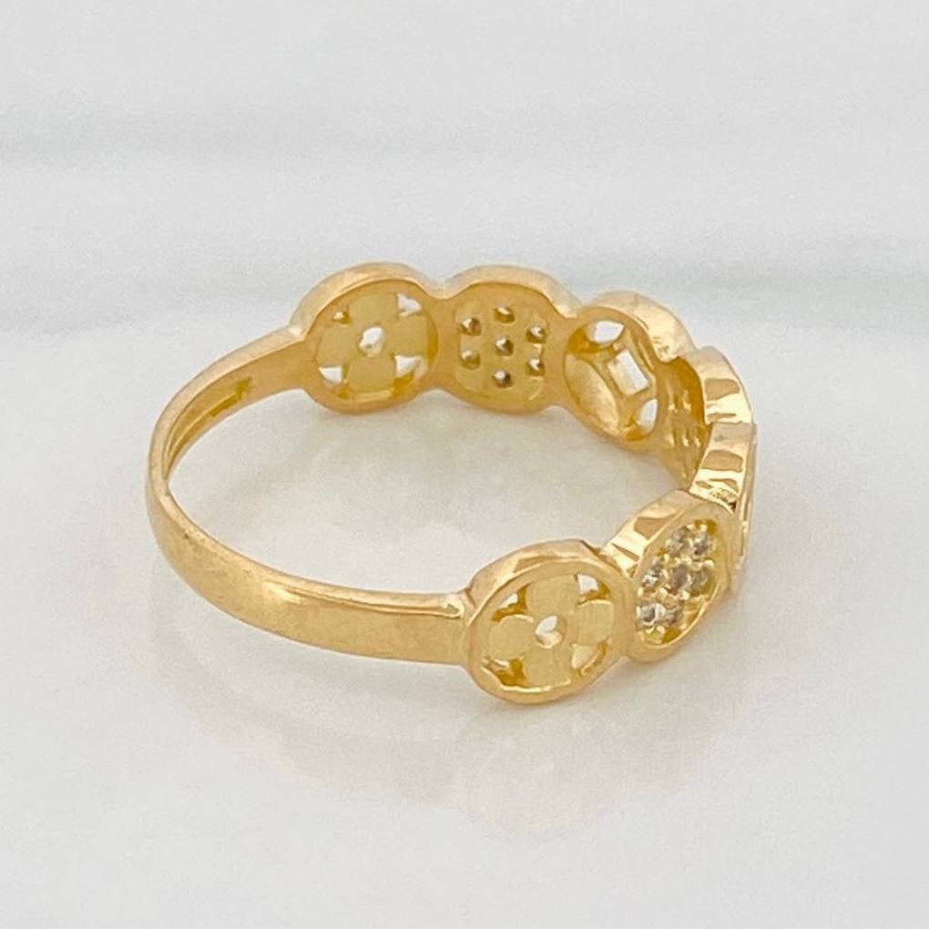 Anillo Figuras 2.35 g / T6 1/4 Oro Amarillo 18K