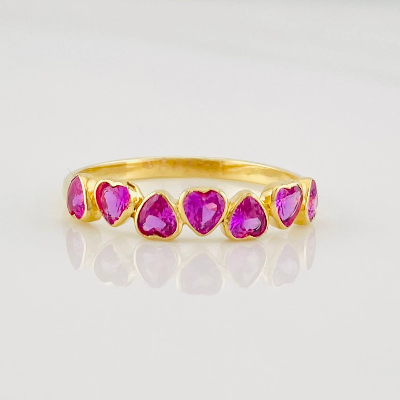 Anillo Corazones 1.85g / T7 3/4 Oro Amarillo 18K