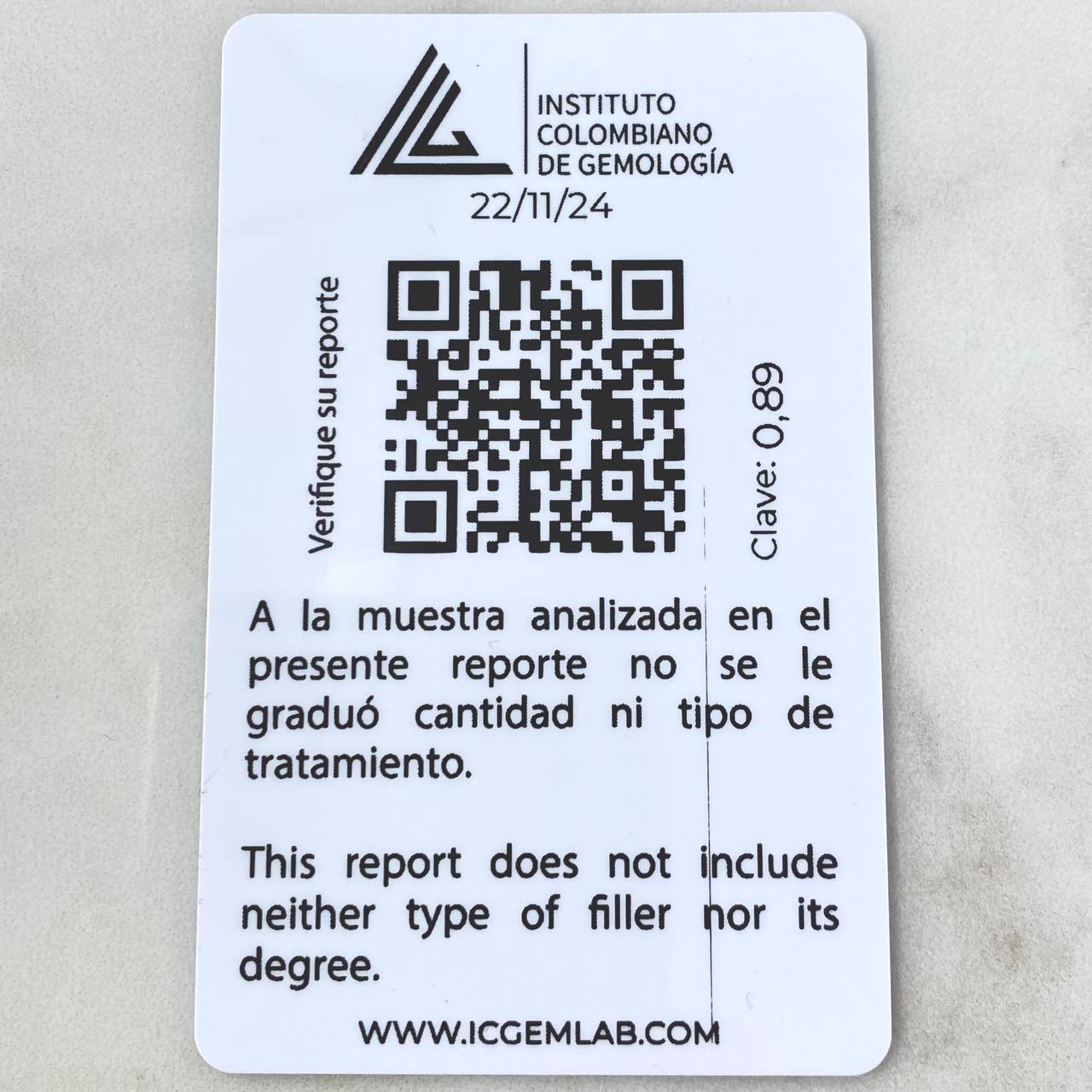 Anillo Solitario Ovalado Carril 4.15gr / T6 3/4 / Esmeraldas 89pts Oro Amarillo 18K (Joya) ©