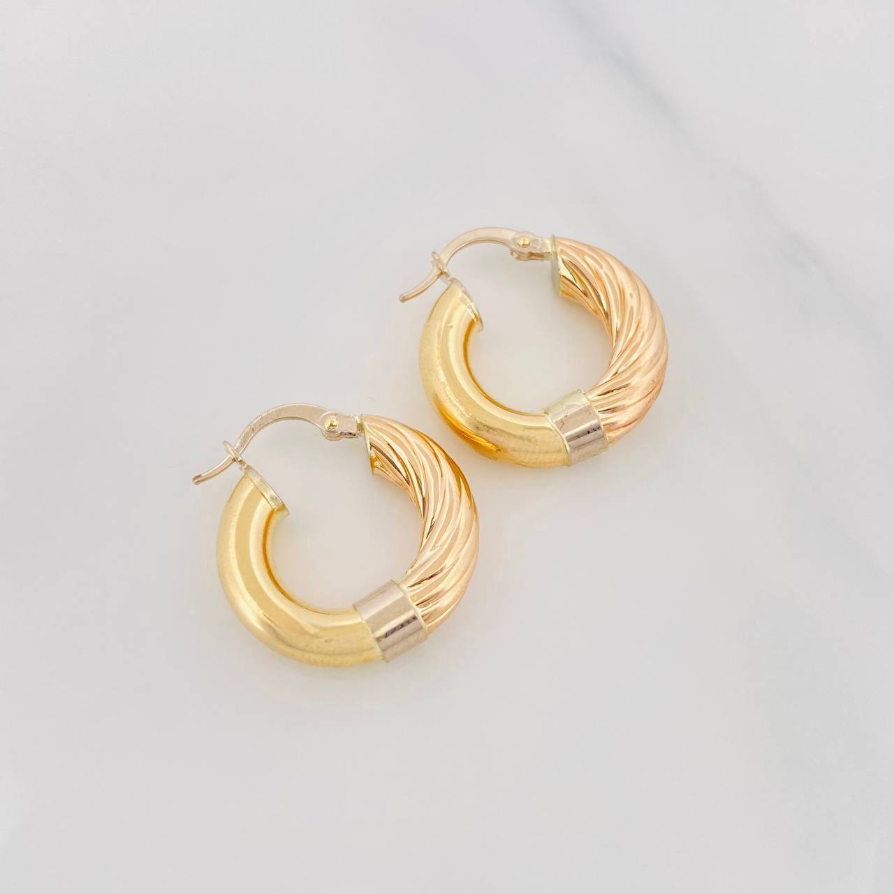 Candongas Lady 4.25g / 2cm Dos Oros Amarillo Blanco 18K