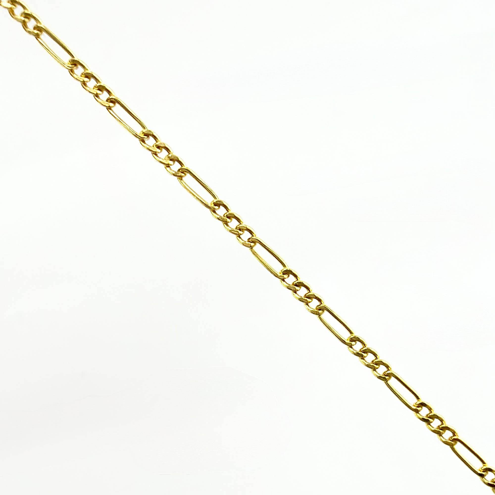 Cadena Figaro 2.5gr / 45cm / 2.3mm Oro Amarillo +1 18K