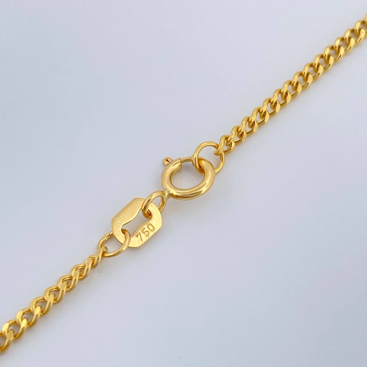 Cadena Cubana 3.05gr / 59.9cm / 1.77mm Oro Amarillo +1 18K $