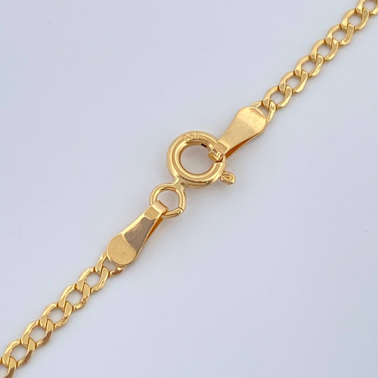 Cadena Cubana 1.95gr / 45cm / 2.12mm Oro Amarillo +1 18K $