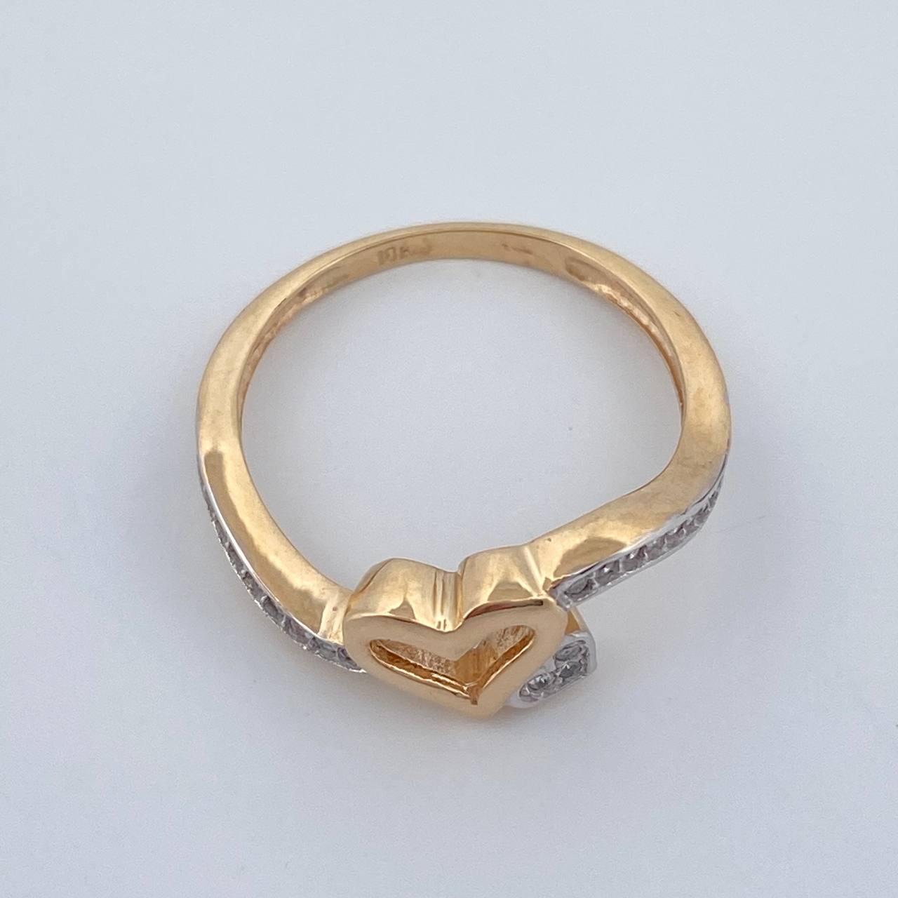 Anillo Corazones 2.35gr / T6 / Dos Oros Amarillo Blanco 18K %