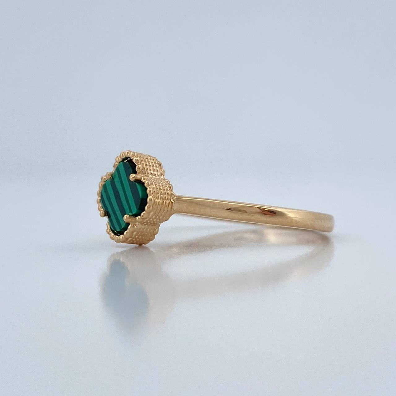 Anillo Trebol 2gr / T6 1/2 / Oro Amarillo Nac.Esp. 18K %