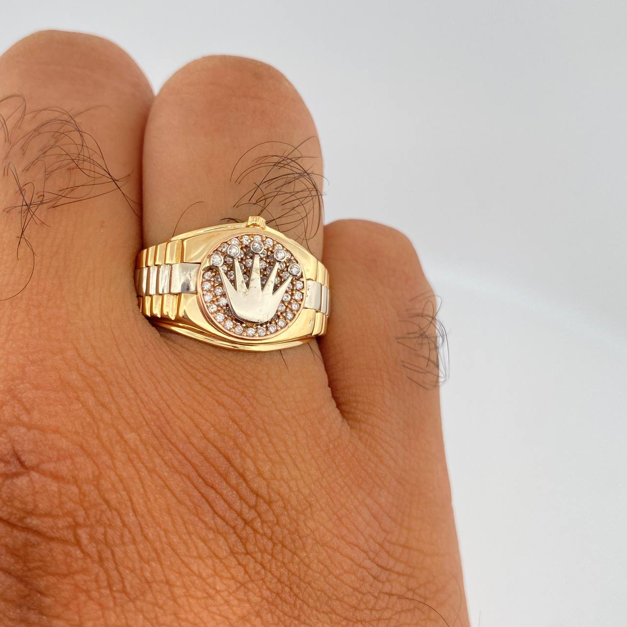 Anillo Corona 6.45gr / T10 1/4 /Tres Oros Amarillo Blanco 18K %