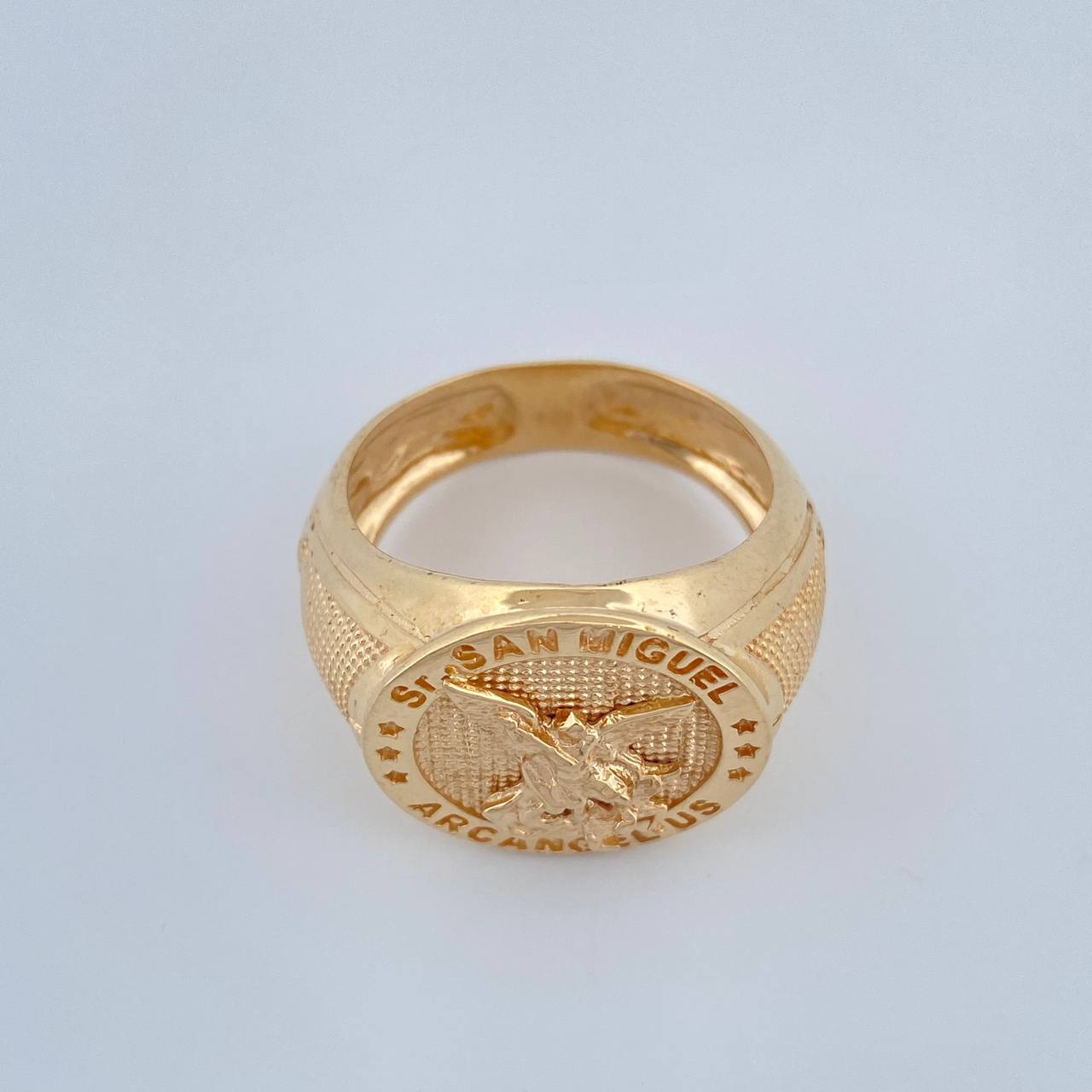 Anillo San Miguel Arcangel 7.15gr / T10 1/2 / Oro Amarillo 18K %