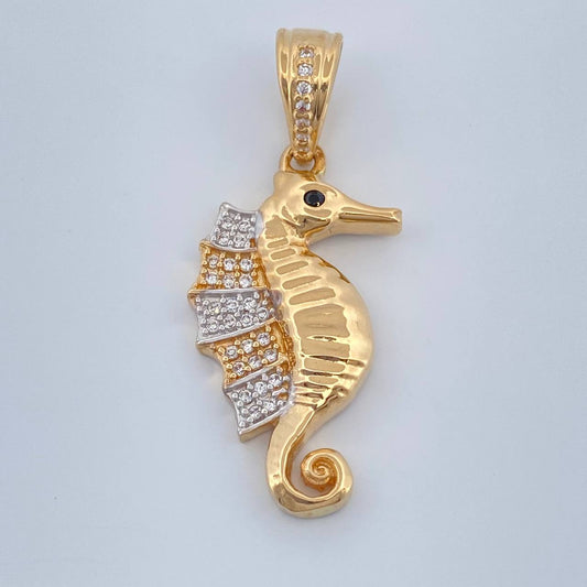 Dije Caballito de Mar 3.8gr / 3.5cm / Dos Oros Amarillo Blanco 18K %