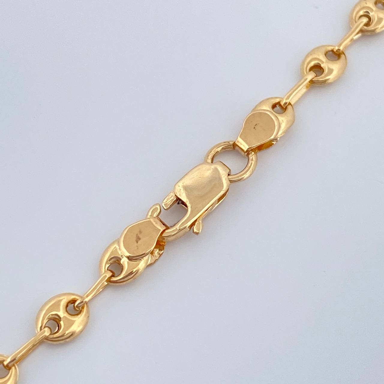 Cadena GC 5.7gr / 61.4cm / 3mm Oro Amarillo 18K %