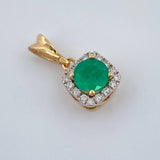 Dije Halo Cuadrado Esmeralda 1.1gr / 1.4cm / Oro Amarillo 18K %