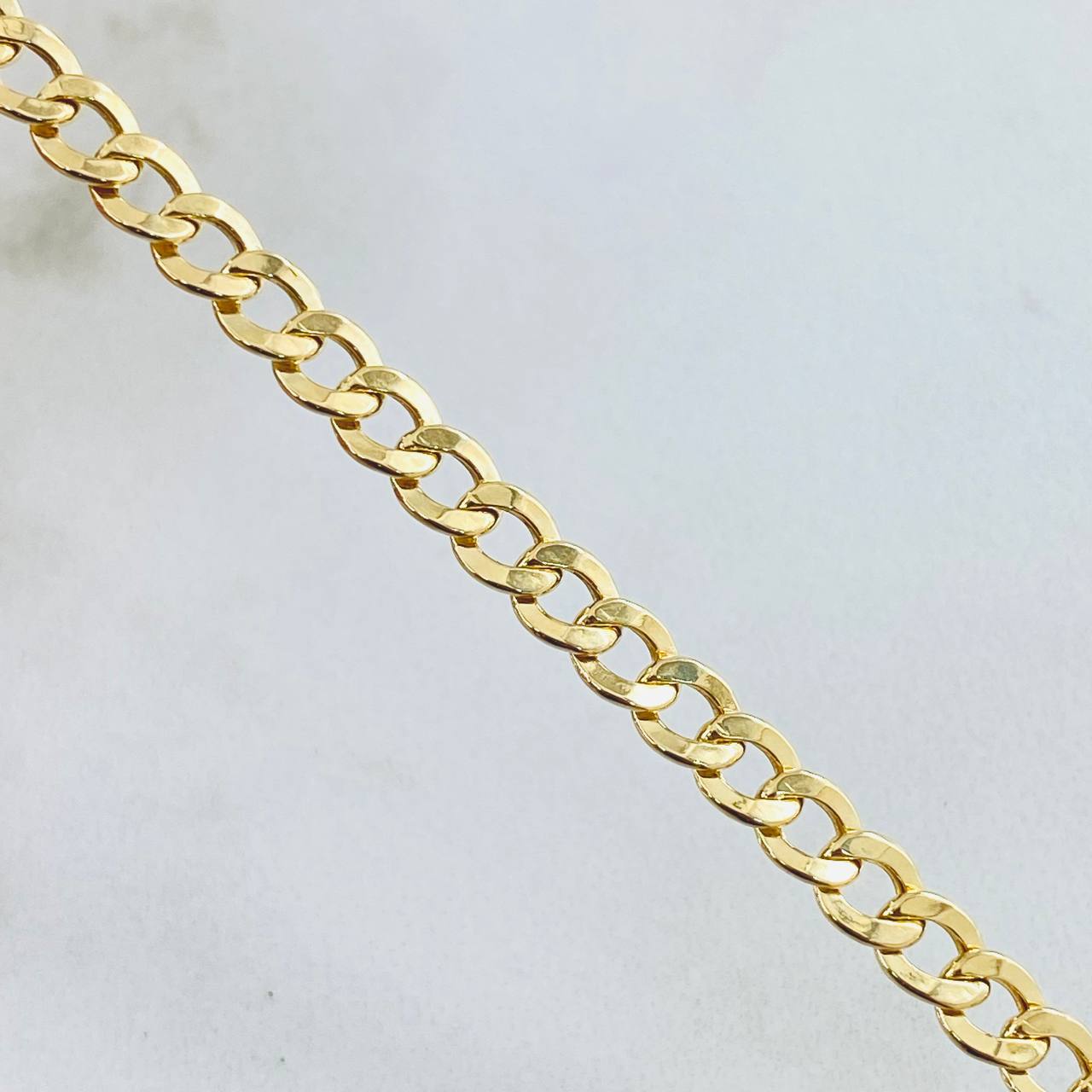 Cadena Cubana 6.3gr / 50cm / Oro Amarillo +1 18K *