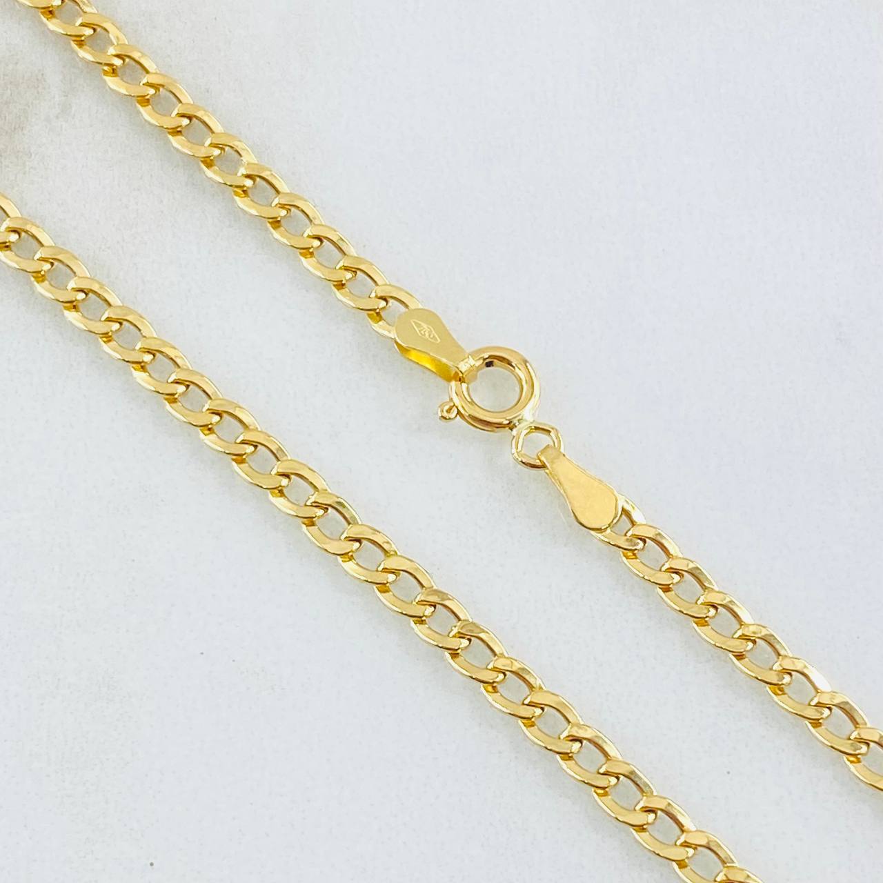 Cadena Cubana 3.8gr / 50cm / Oro Amarillo +1 18K ©