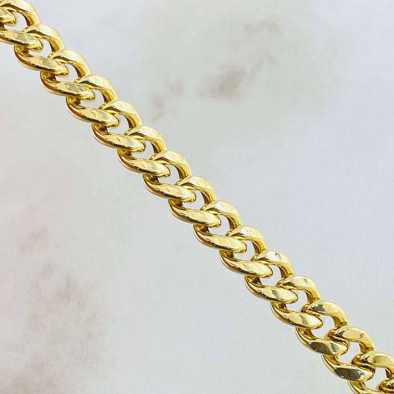 Cadena Cubano 17.7gr / 60cm / Oro Amarillo 14K Italy *