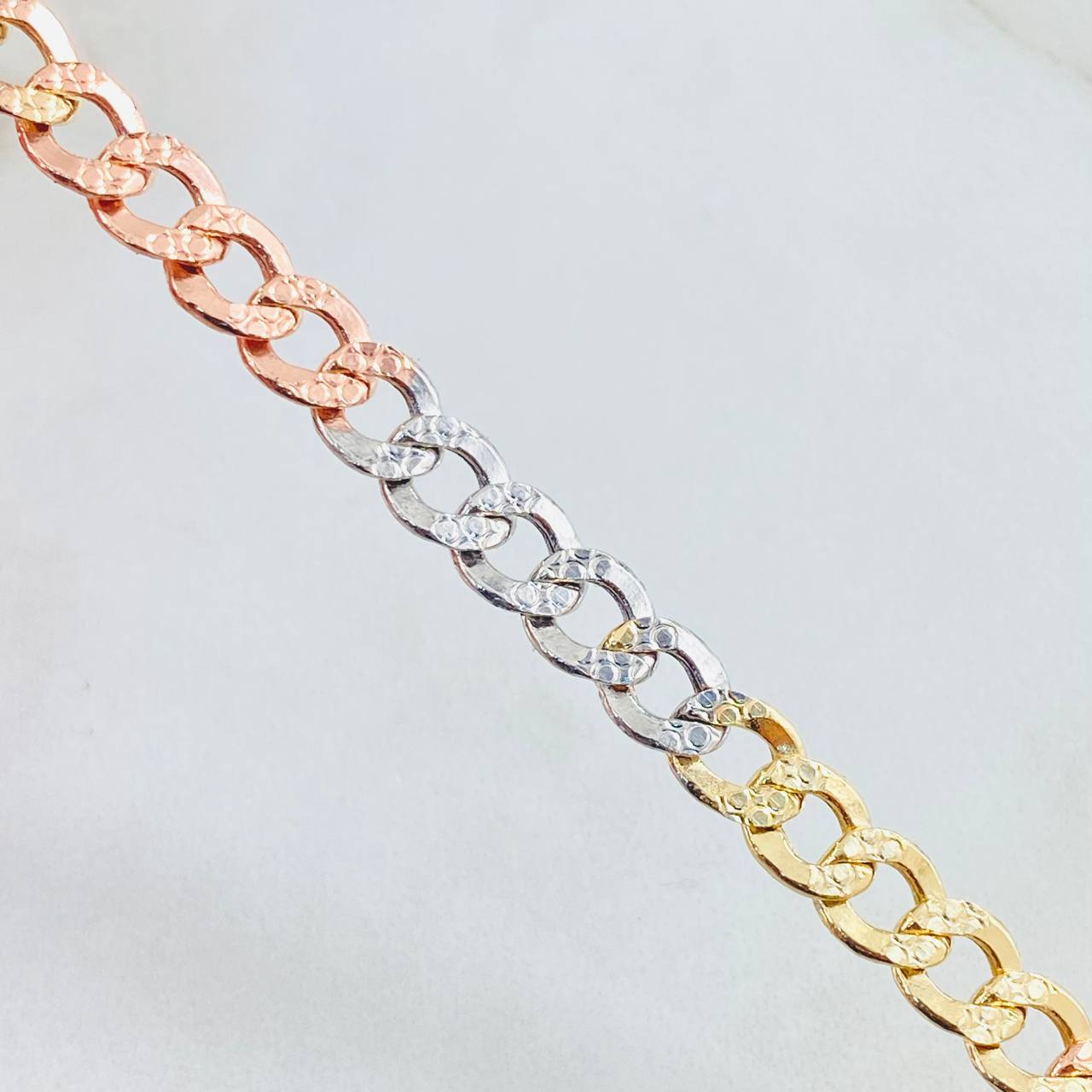 Cadena Cubana 20gr / 60cm / Tres Oros 14K Italy ©