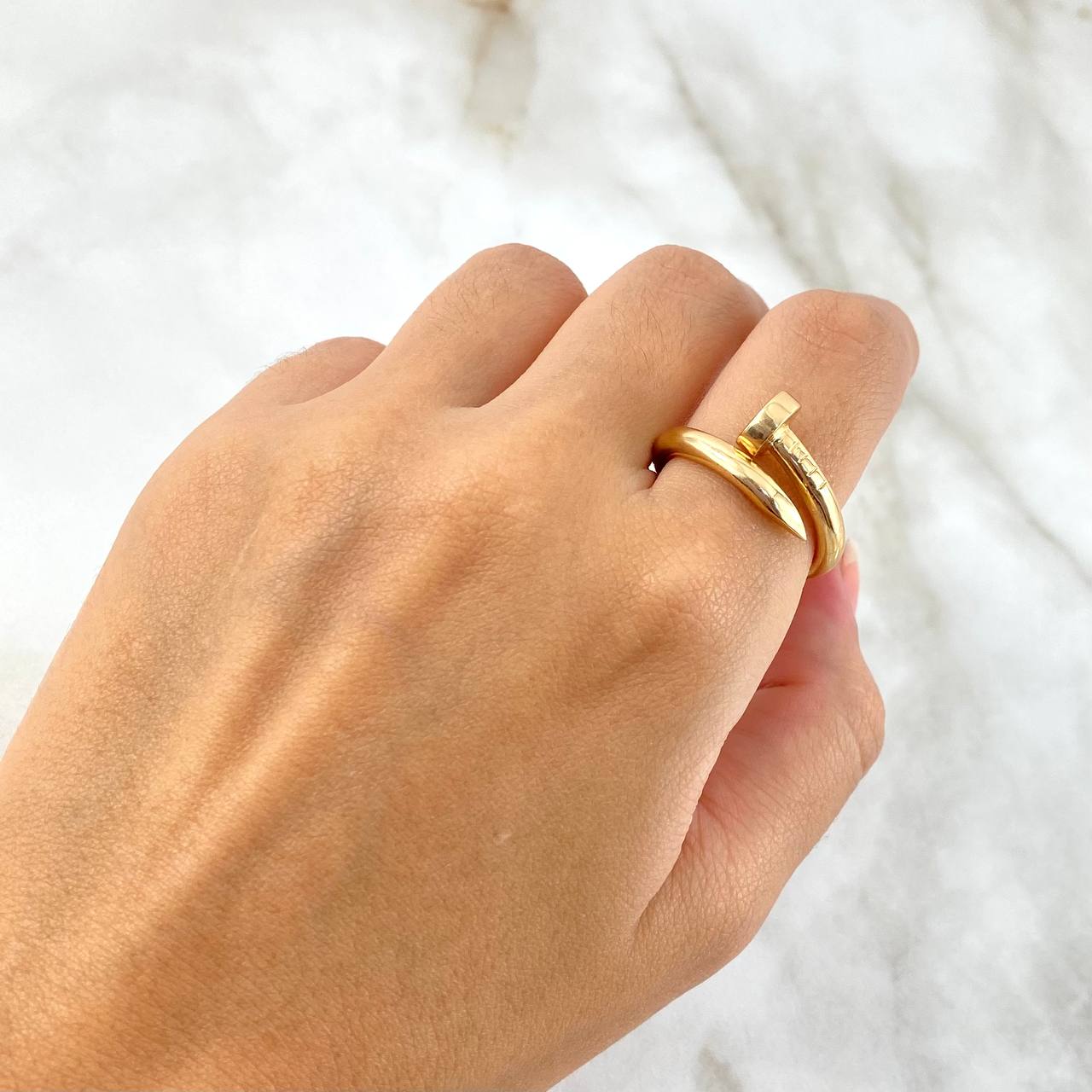 Anillo Clavo 5.2gr / T7 1/2 / Oro Amarillo