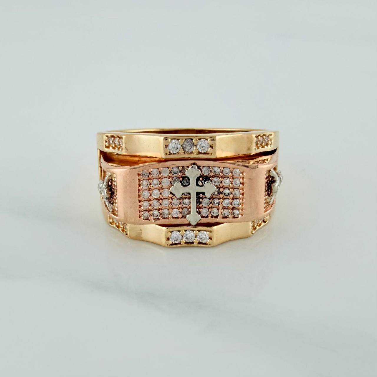 Anillo Cruz Cristos 10.8gr / T11 1/4 / Tres Oros 18K $