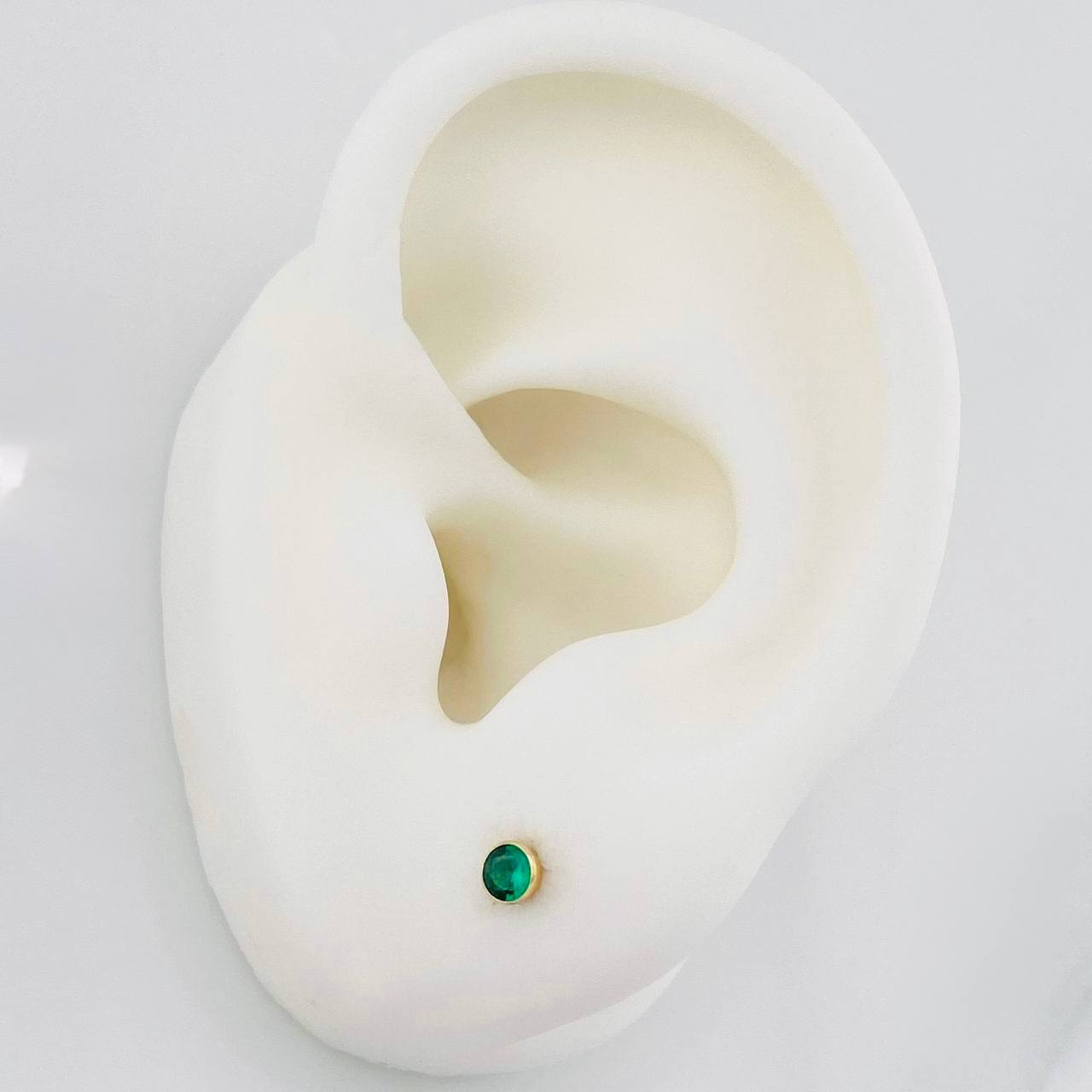 Topos Bisel 0.65 g / 4.39 mm Oro Amarillo 18K