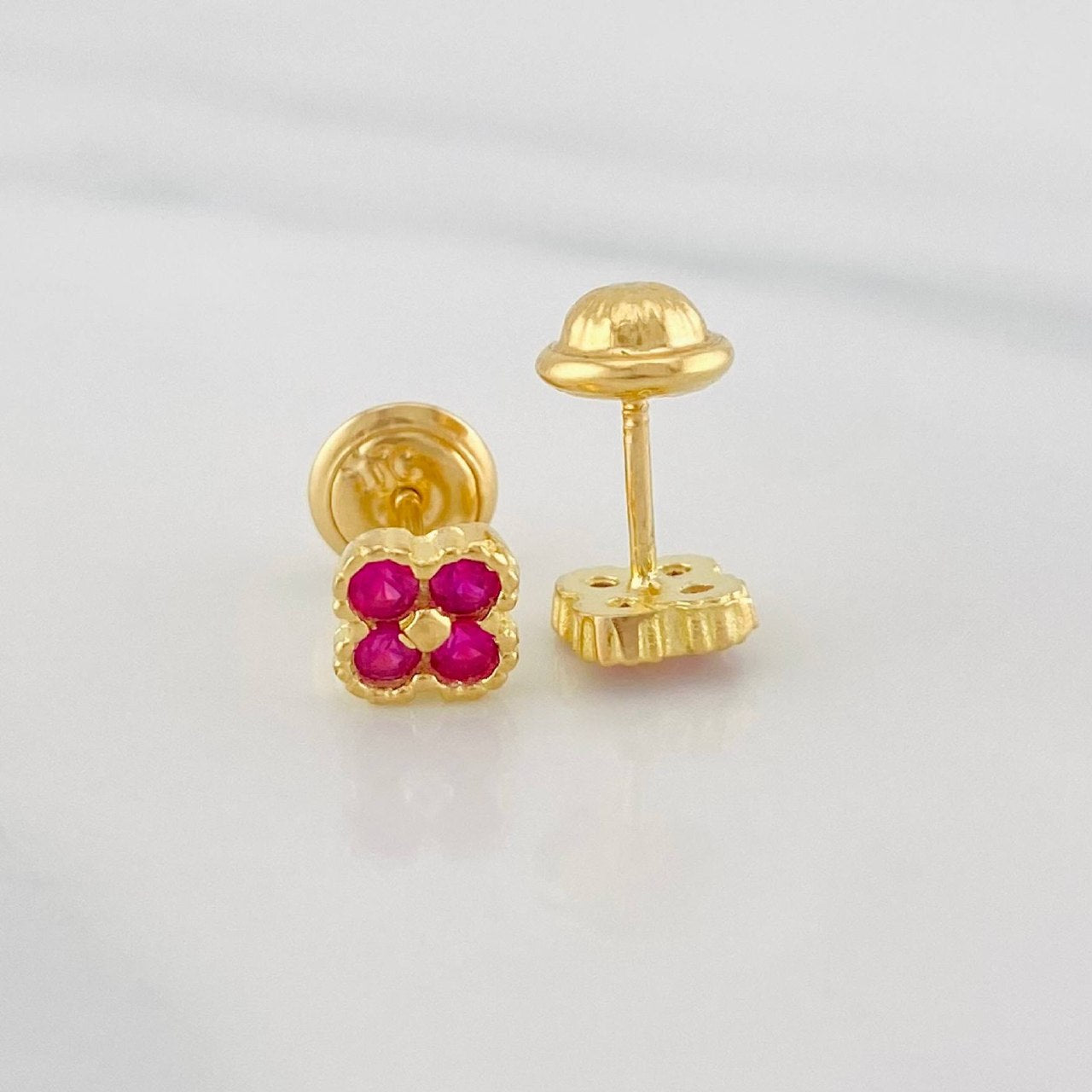 Topos Trebol 1.15 g / 5.34 mm Oro Amarillo 18K