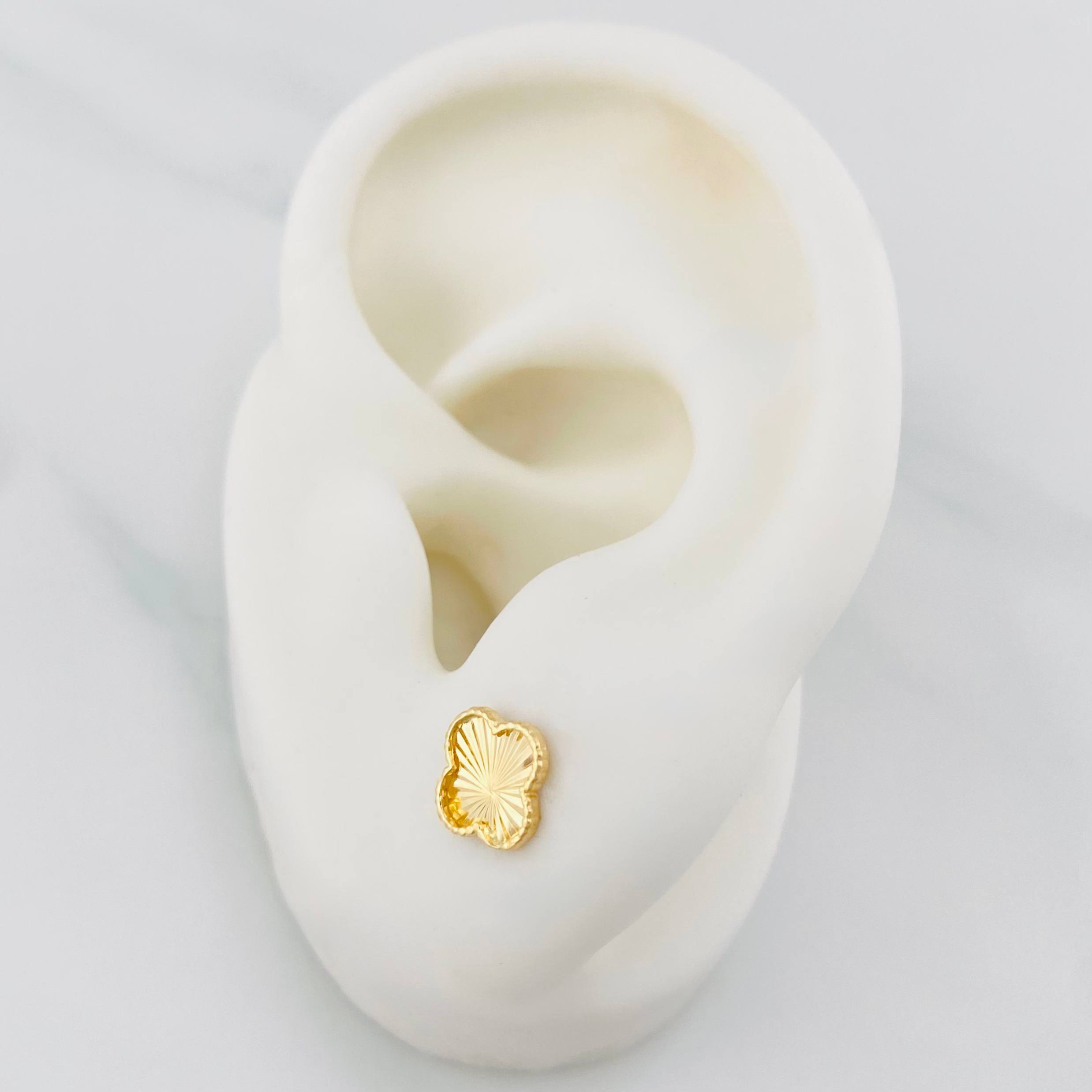 Topos Trebol Diamantados 1 g / 6.65 mm Oro Amarillo 18K