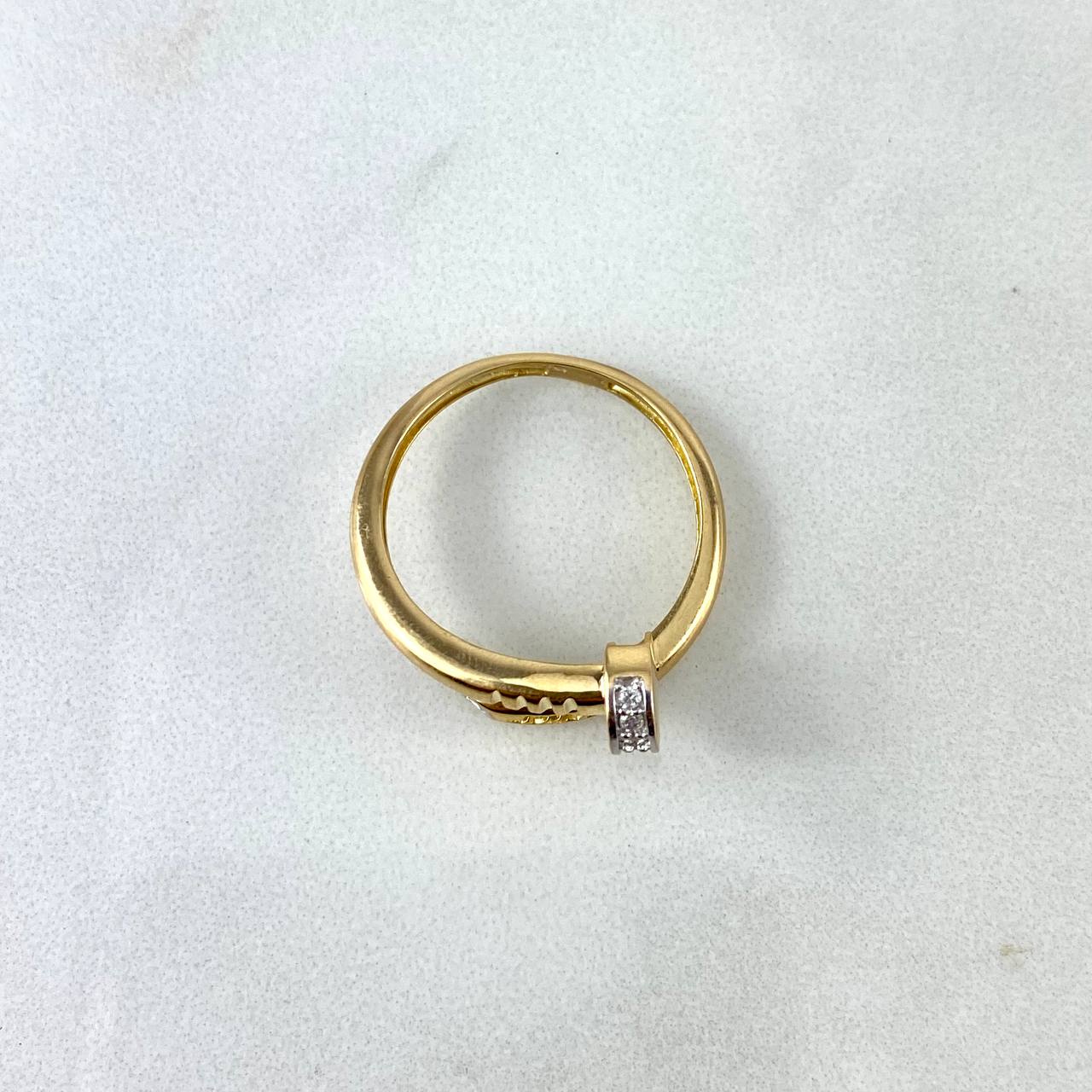Anillo Clavo CT 3.85gr / T7 1/2 / Circones Blancos Dos Oros Amarillo Blanco