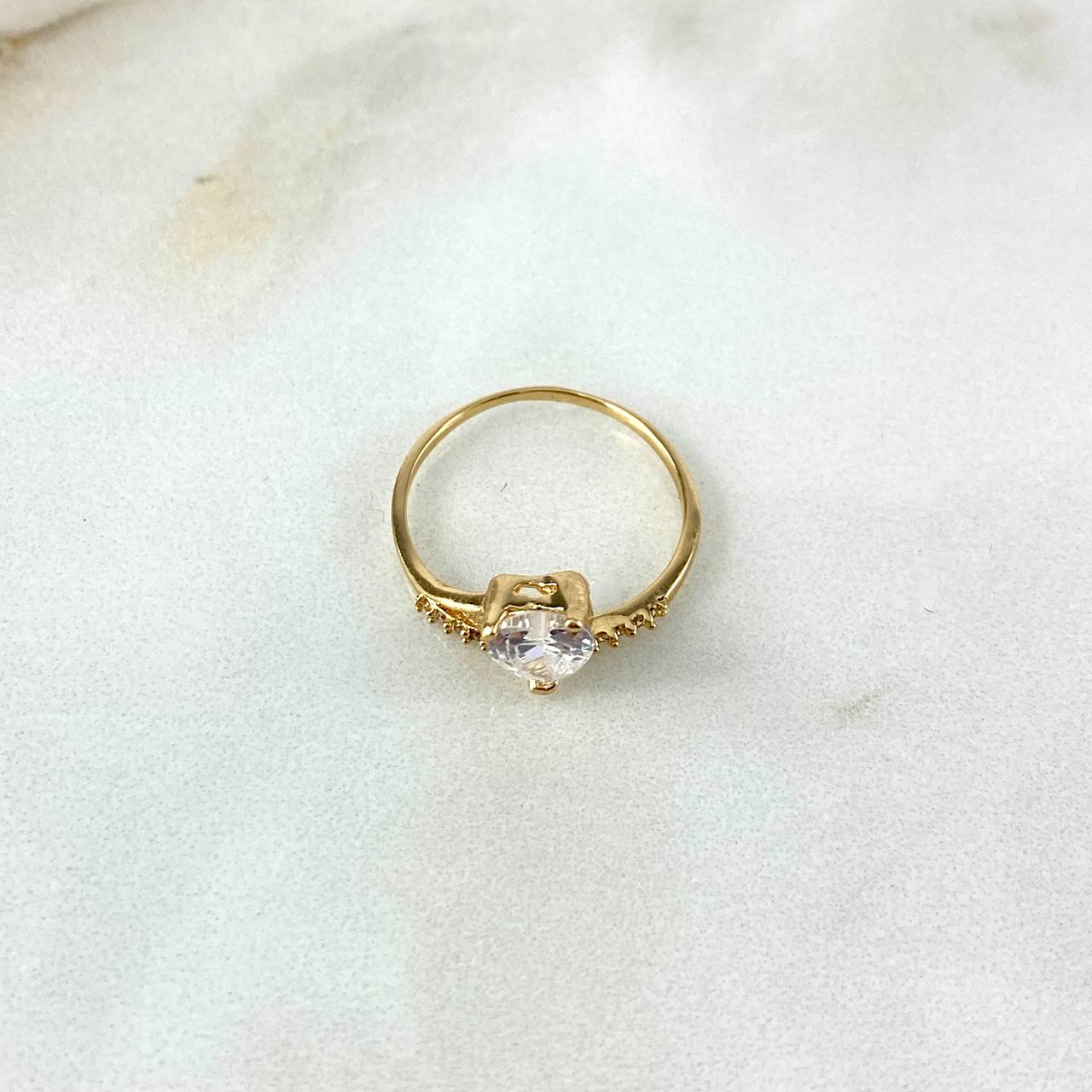 Anillo Solitario Linea Corazon 1.6gr / T6 1/4 / Circones Blancos Oro Amarillo