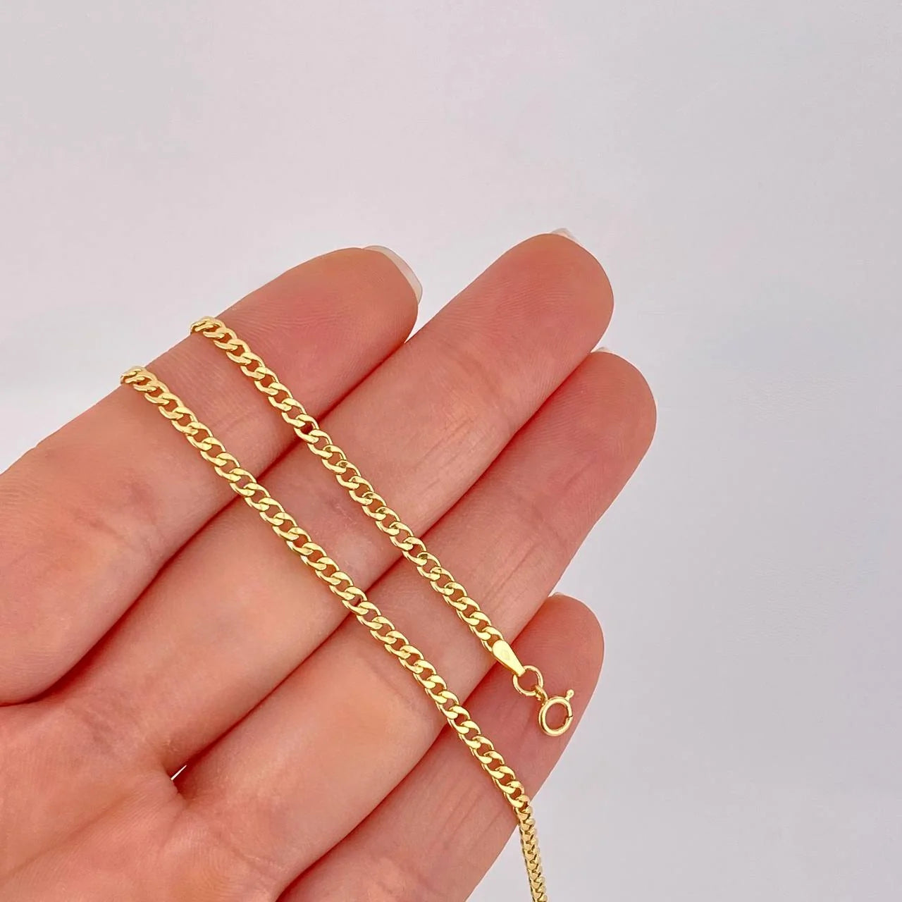 Cadena Cubana 2.35g / 45cm / 2.3mm Oro Amarillo 18K