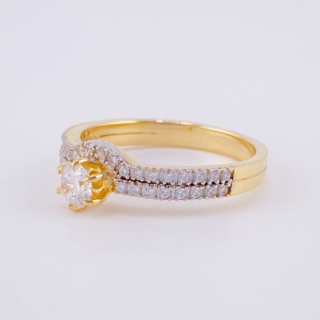 Anillo Solitario Doble Carril 3.4g / T6 1/4 Oro Amarillo 18K